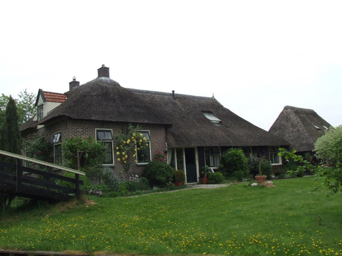 Bed-On-A-Boat Otel Giethoorn Dış mekan fotoğraf